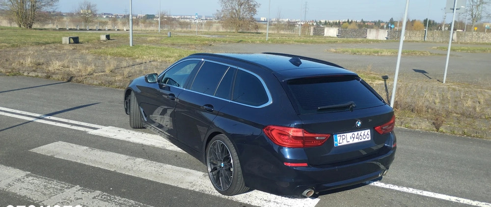 BMW Seria 5 cena 89999 przebieg: 104854, rok produkcji 2018 z Szczecin małe 121